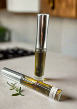 Cargar imagen en el visor de la galería, Eyebrow Growth Serum, Eyebrow Growth Serum For Thicker Brows, Eyebrow Serum To Grow Brows, Rapid Brow Growth Serum As Soon As in 4 Weeks