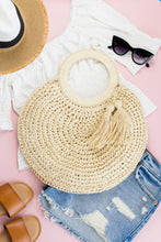 Load image into Gallery viewer, Straw Tassel O-Ring Tote