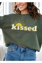 Load image into Gallery viewer, Sun Kissed Oversized Graphic Fleece Sweatshirts
