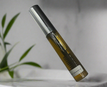 Cargar imagen en el visor de la galería, Eyebrow Growth Serum, Eyebrow Growth Serum For Thicker Brows, Eyebrow Serum To Grow Brows, Rapid Brow Growth Serum As Soon As in 4 Weeks