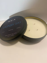 Cargar imagen en el visor de la galería, 4Wick Laundry Day Scent Candle