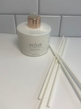 Load image into Gallery viewer, MÓIR REED DIFFUSER (Choose Scent) + (1) REFILL