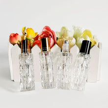 Cargar imagen en el visor de la galería, Fend_i Type Body Oil| Roll On Perfume Oil FFENDI
