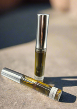 Load image into Gallery viewer, Eyebrow Growth Serum, Eyebrow Growth Serum For Thicker Brows, Eyebrow Serum To Grow Brows, Rapid Brow Growth Serum As Soon As in 4 Weeks
