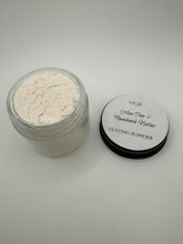 Cargar imagen en el visor de la galería, Dusting Body Powder Sample Size (1oz) Talc Free All Natural
