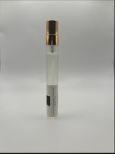 Cargar imagen en el visor de la galería, Sugared Cranberry Cider Perfume Oil
