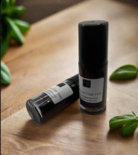 Cargar imagen en el visor de la galería, Black Butter Body Oil roll on natural perfume
