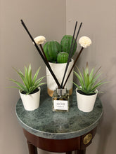 Load image into Gallery viewer, Reed Diffuser 1.7 ounce Small travel + Reed Sticks Included with/purchase
