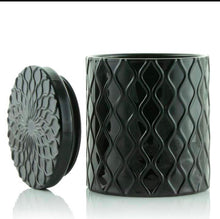 Load image into Gallery viewer, Beach Linen (Black Vessel)
