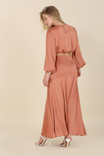 Cargar imagen en el visor de la galería, Dressed up satin two piece mermaid dress set
