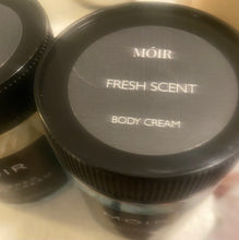 Cargar imagen en el visor de la galería, Fresh Scent BODY CREAM
