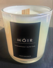 Cargar imagen en el visor de la galería, Beach Linen 14oz Wood Wick Candle
