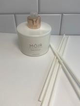 Load image into Gallery viewer, MÓIR REED DIFFUSER (Choose Scent) + (1) REFILL
