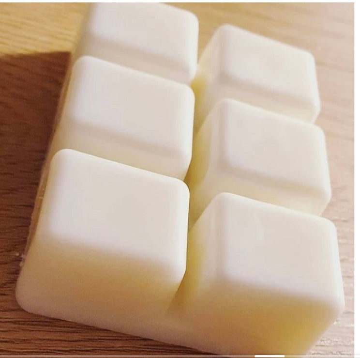 Highly Scented Wax Melts ..Please indicate your scent